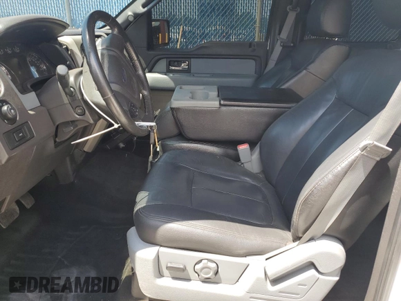 2012 Ford F-150 XL z VIN 1FTFW1CT1CKD56728, wystawiony jako Copart lot #56983605 z przebiegiem 166 563 mil mil oraz Szkoda całkowita • Salvage title. Historia ofert i sprzedaży dostępna na DreamBid. Obrazek 7.