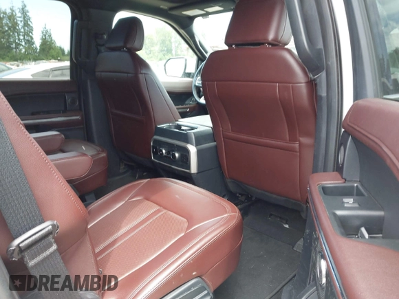 2024 Ford Expedition Limited с VIN 1FMJU2A88REA35566, выставлен на аукционе IAAI как лот 42478954 с пробегом 31 932 миль миль и . История ставок и продаж доступна на DreamBid. Изображение 8.