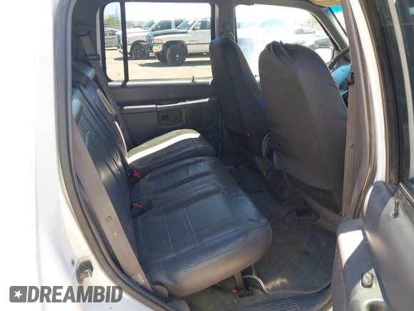 2001 Ford Explorer Eddie Bauer с VIN 1FMZU74E31ZA74970, выставлен на аукционе IAAI как лот 42801471 с пробегом 255 191 миль миль и . История ставок и продаж доступна на DreamBid. Изображение 8.