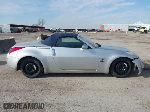 2007 Nissan 350Z Touring with VIN JN1BZ36A27M654486, listed as a IAAI auction lot 41416395 with 132,401 mi miles. Bid and sale history available at carsss.com. Image 13.