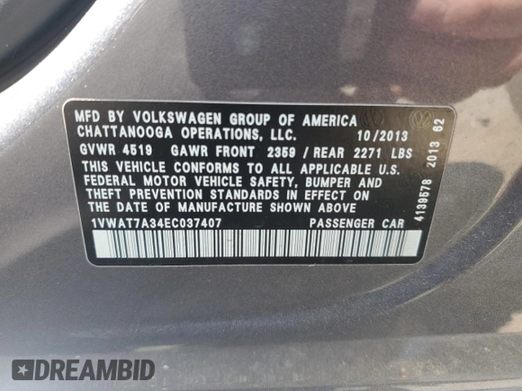 2014 Volkswagen Passat S z VIN 1VWAT7A34EC037407, wystawiony jako Copart lot #59512805 z przebiegiem 185 937 mil mil oraz Czysty tytuł • Clean title. Historia ofert i sprzedaży dostępna na DreamBid. Obrazek 12.