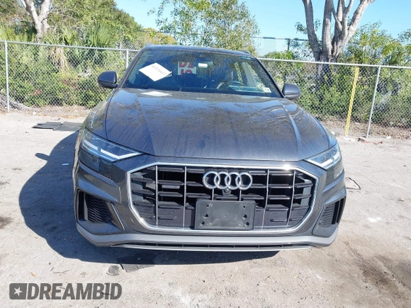 2021 Audi Q8 Premium Plus z VIN WA1EVAF15MD035056, wystawiony jako IAAI lot #41534412 z przebiegiem 65 579 mil mil oraz . Historia ofert i sprzedaży dostępna na DreamBid. Obrazek 13.