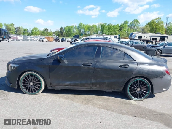 2017 Mercedes-Benz CLA 250 z VIN WDDSJ4EB4HN444378, wystawiony jako IAAI lot #42016618 z przebiegiem 69 885 mil mil oraz . Historia ofert i sprzedaży dostępna na DreamBid. Obrazek 14.