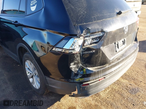 2018 Volkswagen Tiguan S with VIN 3VV0B7AX9JM209722, listed as a IAAI auction lot 41610749 with 44,593 mi miles and . Bid and sale history available at DreamBid. Image 6.
