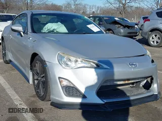 2013 Scion FR-S z VIN JF1ZNAA11D1716322, wystawiony jako IAAI lot #41321811 z przebiegiem 108 272 mil mil oraz . Historia ofert i sprzedaży dostępna na DreamBid. Obrazek 1.