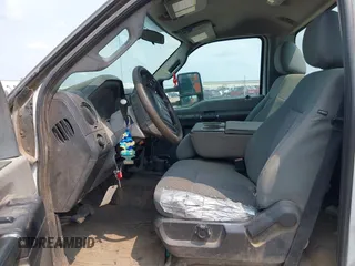 2016 Ford F-250 XLT с VIN 1FTBF2B61GED15892, выставлен на аукционе IAAI как лот 42377404 с пробегом 199 002 миль миль и . История ставок и продаж доступна на DreamBid. Изображение 8.
