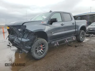 2021 Chevrolet Silverado 1500 RST with VIN 1GCUYEEL8MZ219882, listed as a Copart auction lot 55913795 with 124,373 mi miles and Salvage Title. Bid and sale history available at DreamBid. Image 1.