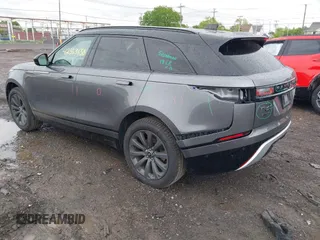 2019 Land Rover Range Rover Velar R-Dynamic SE z VIN SALYL2EX1KA227926, wystawiony jako IAAI lot #42353130 z przebiegiem 39 890 mil mil oraz . Historia ofert i sprzedaży dostępna na DreamBid. Obrazek 3.