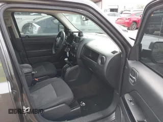 2016 Jeep Patriot Sport with VIN 1C4NJPBB3GD569549, listed as a IAAI auction lot 42210302 with 110,732 mi miles and . Bid and sale history available at carsss.com. Image 5.