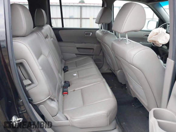 2013 Honda Pilot EX-L with VIN 5FNYF4H58DB005494, listed as a IAAI auction lot 41852002 with 129,904 mi miles. Bid and sale history available at carsss.com. Image 8.