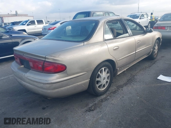 1998 Buick Regal LS with VIN 2G4WB52K7W1522973, listed as a IAAI auction lot 41549788 with 1 mi miles. Bid and sale history available at carsss.com. Image 4.