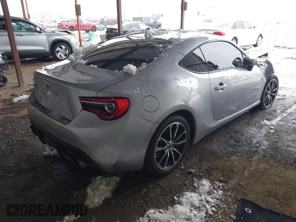 2019 Toyota 86 with VIN JF1ZNAA17K8703658, listed as a IAAI auction lot 41302318 with 47,132 mi miles. Bid and sale history available at carsss.com. Image 4.
