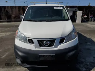 2019 Nissan NV200 S z VIN 3N6CM0KN1KK698735, wystawiony jako Copart lot #55695395 z przebiegiem 140 543 mil mil oraz Szkoda całkowita • Salvage title. Historia ofert i sprzedaży dostępna na DreamBid. Obrazek 5.