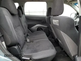 2007 Mitsubishi Outlander LS z VIN JA4MT31XX7Z016180, wystawiony jako Copart lot #59299615 z przebiegiem 125 060 mil mil oraz Szkoda całkowita • Salvage title. Historia ofert i sprzedaży dostępna na DreamBid. Obrazek 11.