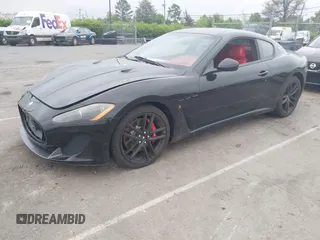 2012 Maserati GranTurismo MC Stradale с VIN ZAM45MLA1C0061579, выставлен на аукционе IAAI как лот 41938411 с пробегом 76 626 миль миль и . История ставок и продаж доступна на DreamBid. Изображение 18.