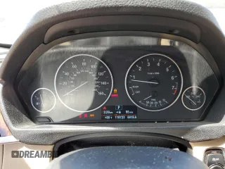 2013 BMW 3 Series 335i xDrive with VIN WBA3B9C51DF587019, listed as a Copart auction lot 59373025 with 118,723 mi miles and Salvage title. Bid and sale history available at DreamBid. Image 9.