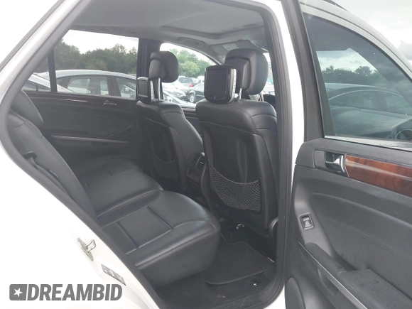 2011 Mercedes-Benz M 350 with VIN 4JGBB5GB5BA627082, listed as a IAAI auction lot 42036823 with 164,098 mi miles and . Bid and sale history available at DreamBid. Image 8.