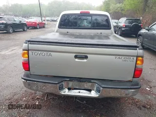 2001 Toyota Tacoma with VIN 5TEHN72N81Z840101, listed as a IAAI auction lot 42201024 with 133,958 mi miles and . Bid and sale history available at carsss.com. Image 16.