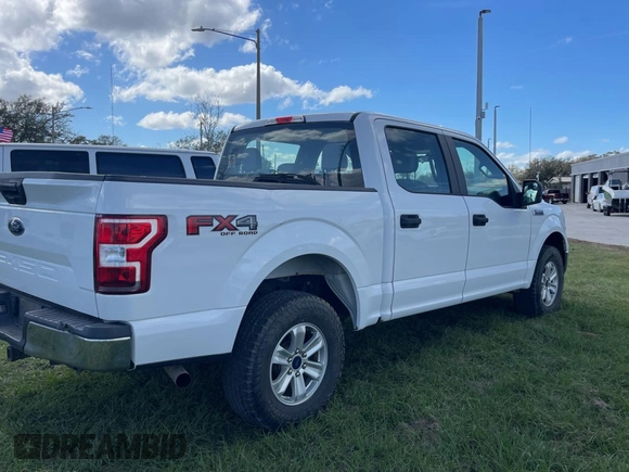 2018 Ford F-150 XL z VIN 1FTEW1E55JFC60004, wystawiony jako Copart lot #45789785 z przebiegiem 165 508 mil mil oraz Czysty tytuł • Clean title. Historia ofert i sprzedaży dostępna na DreamBid. Obrazek 4.