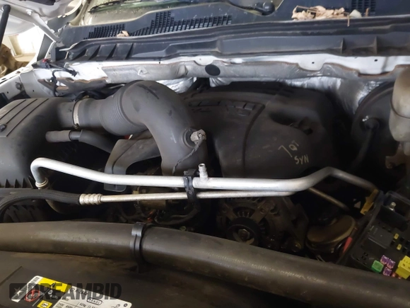 2015 Ram 2500 SLT z VIN 3C6TR5JT2FG645527, wystawiony jako IAAI lot #41711532 z przebiegiem 178 185 mil mil oraz . Historia ofert i sprzedaży dostępna na DreamBid. Obrazek 10.