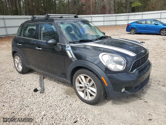 2014 MINI Cooper Countryman S with VIN WMWZC3C53EWP52302, listed as a Copart auction lot 50073845 with NaN miles and Clean Title. Bid and sale history available at carsss.com. Image 4.