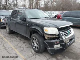2007 Ford Explorer Sport Trac Limited with VIN 1FMEU53897UA04510, listed as a IAAI auction lot 40903321 with 172,258 mi miles. Bid and sale history available at carsss.com. Image 1.