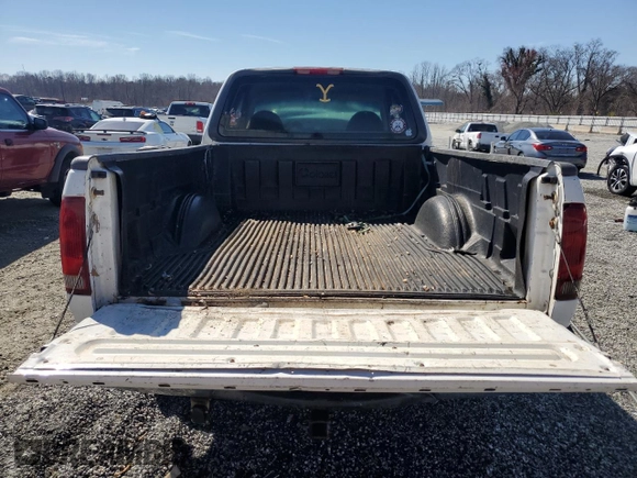 2000 Ford F-150 XL with VIN 1FTRX17W0YNA69594, listed as a Copart auction lot 46800035 with Not provided miles and Non repairable. Bid and sale history available at DreamBid. Image 6.