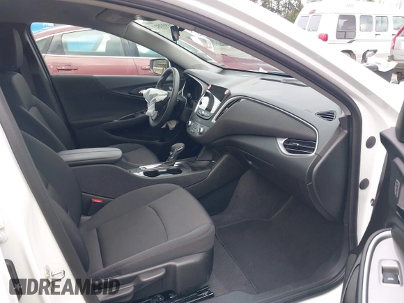 2025 Chevrolet Malibu LT with VIN 1G1ZD5ST8SF145683, listed as a IAAI auction lot 41933527 with 8,884 mi miles and . Bid and sale history available at DreamBid. Image 5.