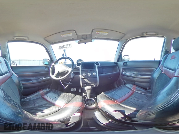 2005 Scion xB z VIN JTLKT324150184653, wystawiony jako Copart lot #51515965 z przebiegiem 290 152 mil mil oraz Szkoda całkowita • Salvage title. Historia ofert i sprzedaży dostępna na DreamBid. Obrazek 14.