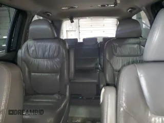 2008 Honda Odyssey EX-L z VIN 5FNRL38768B025497, wystawiony jako Copart lot #57636525 z przebiegiem 179 568 mil mil oraz Nie do naprawy • Non repairable. Historia ofert i sprzedaży dostępna na DreamBid. Obrazek 10.