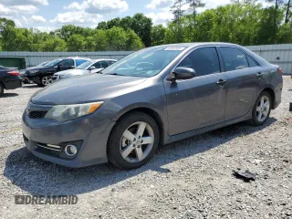 2013 Toyota Camry L with VIN 4T1BF1FK1DU723677, listed as a Copart auction lot 52032895 with 204,306 mi miles and Salvage Title. Bid and sale history available at carsss.com. Image 1.