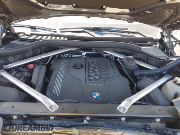2022 BMW X5 sDrive40i with VIN 5UXCR4C05N9L37464, listed as a IAAI auction lot 41891016 with 43,793 mi miles and . Bid and sale history available at DreamBid. Image 10.