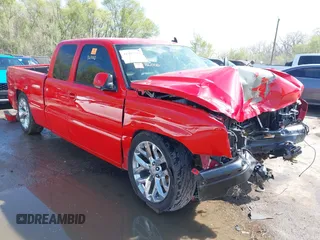 2006 Chevrolet Silverado SS z VIN 2GCEC19N161171970, wystawiony jako IAAI lot #41987549 z przebiegiem 229 928 mil mil oraz . Historia ofert i sprzedaży dostępna na DreamBid. Obrazek 1.