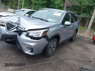 2020 Subaru Forester Premium z VIN JF2SKAJC1LH457523, wystawiony jako IAAI lot #42304635 z przebiegiem 30 390 mil mil oraz . Historia ofert i sprzedaży dostępna na DreamBid. Obrazek 17.