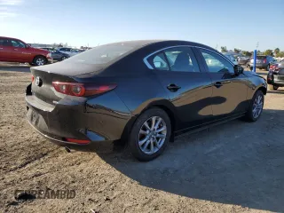 2022 Mazda 3 2.0 with VIN 3MZBPAA75NM306750, listed as a Copart auction lot 38586293 with 4,087 mi miles and . Bid and sale history available at DreamBid. Image 3.