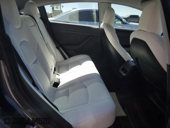 2022 Tesla Model 3 with VIN 5YJ3E1EA5NF339769, listed as a Copart auction lot 47111685 with 44,087 mi miles and Salvage Title. Bid and sale history available at DreamBid. Image 10.
