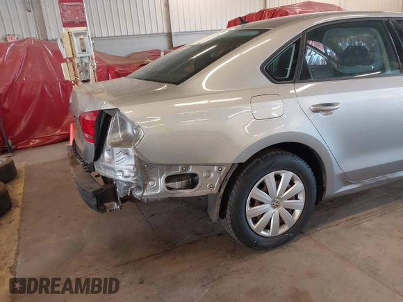 2013 Volkswagen Passat S with VIN 1VWAP7A38DC014523, listed as a IAAI auction lot 42239027 with 116,766 mi miles and . Bid and sale history available at DreamBid. Image 15.