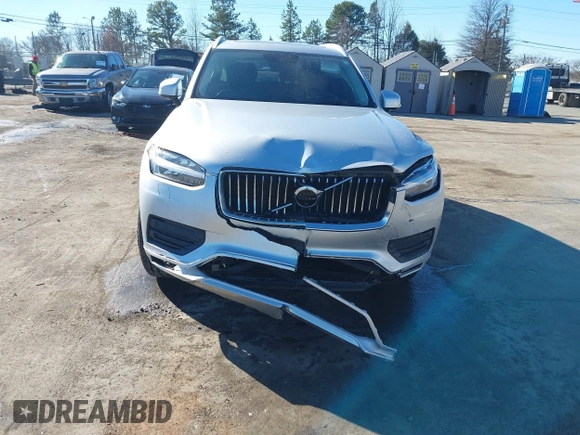 2020 Volvo XC90 Momentum with VIN YV4102PK5L1544268, listed as a IAAI auction lot 41323921 with 55,474 mi miles. Bid and sale history available at carsss.com. Image 12.