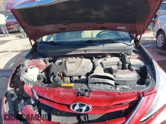 2013 Hyundai Sonata GLS z VIN 5NPEB4AC5DH676923, wystawiony jako IAAI lot #41805315 z przebiegiem 178 563 mil mil oraz . Historia ofert i sprzedaży dostępna na DreamBid. Obrazek 10.