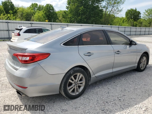 2015 Hyundai Sonata SE with VIN 5NPE24AF2FH011930, listed as a Copart auction lot 54248135 with 159,598 mi miles and Clean Title. Bid and sale history available at DreamBid. Image 3.