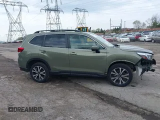 2019 Subaru Forester Limited with VIN JF2SKASC6KH431965, listed as a IAAI auction lot 42000207 with 31,496 mi miles. Bid and sale history available at carsss.com. Image 14.