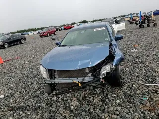 2010 Ford Fusion SE с VIN 3FAHP0HA8AR247611, выставлен на аукционе Copart как лот 62086875 с пробегом 186 109 миль миль и На запчасти • Non repairable. История ставок и продаж доступна на DreamBid. Изображение 13.
