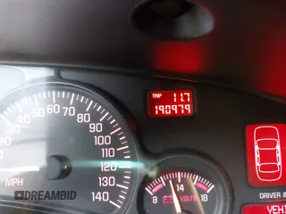 2000 Pontiac Bonneville SLE z VIN 1G2HY54K8Y4266136, wystawiony jako IAAI lot #37856460 z przebiegiem 190 979 mil mil oraz . Historia ofert i sprzedaży dostępna na DreamBid. Obrazek 7.