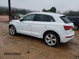 2021 Audi Q5 Premium Plus with VIN WA1BAAFY2M2021493, listed as a Copart auction lot 67912862 with 28,067 mi miles. Bid and sale history available at carsss.com. Image 2.