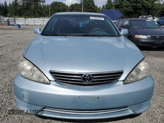 2005 Toyota Camry LE with VIN 4T1BE30K35U603940, listed as a Copart auction lot 61404235 with 203,294 mi miles and Salvage title. Bid and sale history available at DreamBid. Image 5.