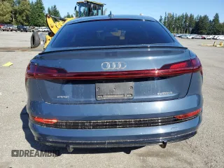 2021 Audi e-tron Sportback Prestige z VIN WA13AAGE8MB037626, wystawiony jako Copart lot #69024824 z przebiegiem 21 649 mil mil oraz Szkoda całkowita • Salvage title. Historia ofert i sprzedaży dostępna na DreamBid. Obrazek 6.