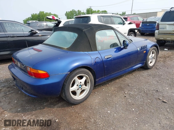 1996 BMW 3 Series Z3 1.9 z VIN 4USCH7327TLB72781, wystawiony jako IAAI lot #42422169 z przebiegiem Nie podano mil oraz . Historia ofert i sprzedaży dostępna na DreamBid. Obrazek 4.