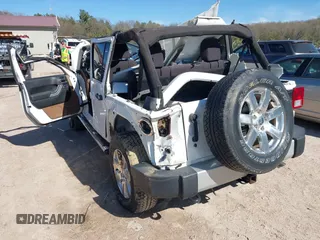 2013 Jeep Wrangler Unlimited Moab with VIN 1C4HJWEG7DL569862, listed as a IAAI auction lot 42095535 with Not provided miles and . Bid and sale history available at DreamBid. Image 3.