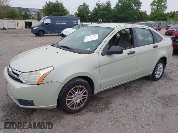2011 Ford Focus SE with VIN 1FAHP3FN3BW115555, listed as a IAAI auction lot 42193127 with 110,045 mi miles. Bid and sale history available at carsss.com. Image 2.