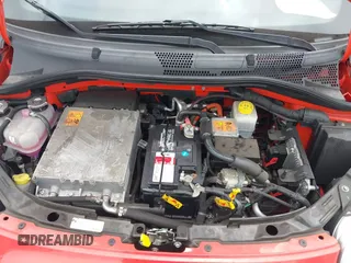 2016 FIAT 500e z VIN 3C3CFFGE3GT136141, wystawiony jako IAAI lot #42283699 z przebiegiem 44 891 mil mil oraz . Historia ofert i sprzedaży dostępna na DreamBid. Obrazek 10.